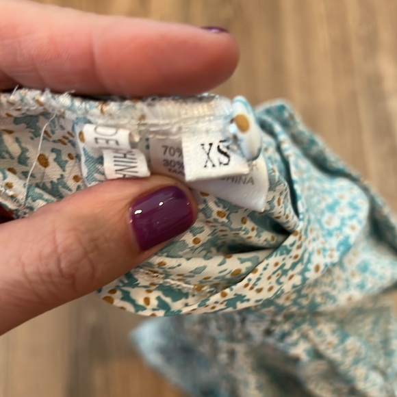 Spring Time in Brooklyn Blue and Yellow Cropped Top size XS - Picture 4 of 4